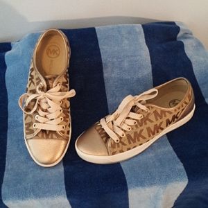 Michael Kors sneakers size 7.5M